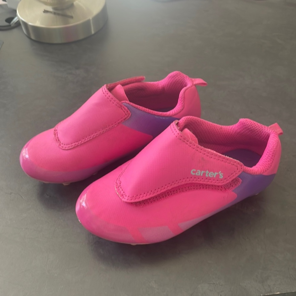 Girls cleats